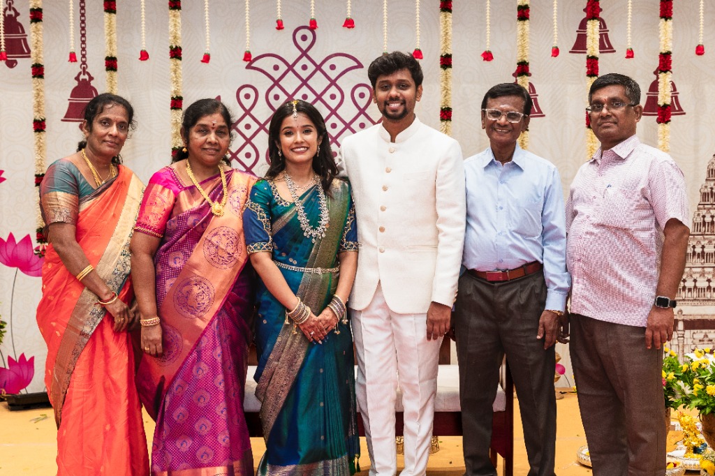 Engagement — Extended family group portrait on stage